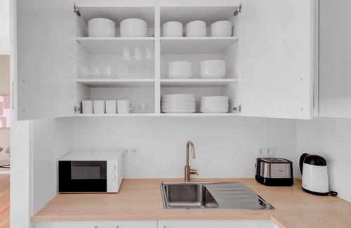Tiergarten Apartment | Chic Mitte 2BR with Family-Friendly Amenities Near Potsdamer Platz
