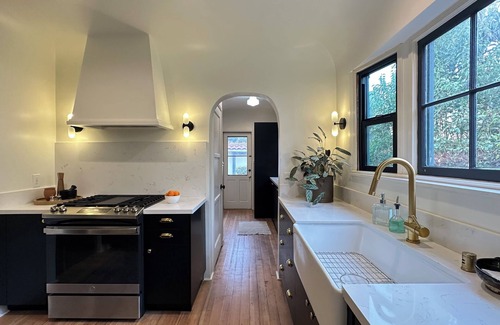 El Miradero House | Chic & Charming Spanish Gem in Glendale