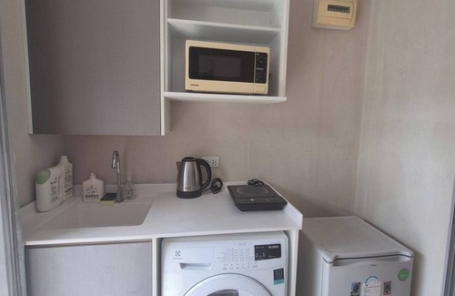 Thung Maha Mek Apartment | Chic City Condo MetroLux Rama 4