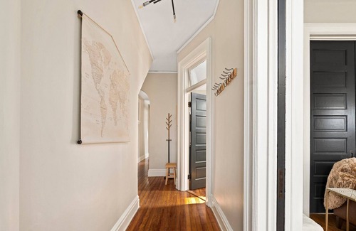 Fan District Apartment | *Chic City* 2bd/ba apt-Heart of the Fan-Walkability 110%
