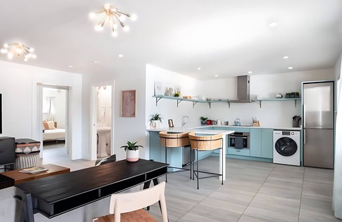 Old Enfield Condo | Chic Clarksville 2BR Condo Near Downtown Austin