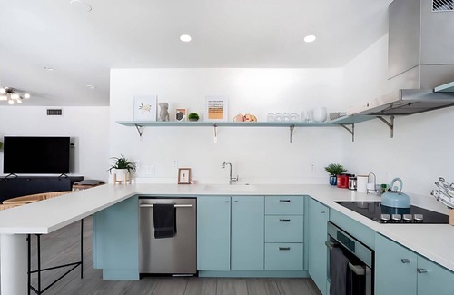 Old Enfield Condo | Chic Clarksville 2BR Condo Near Downtown Austin