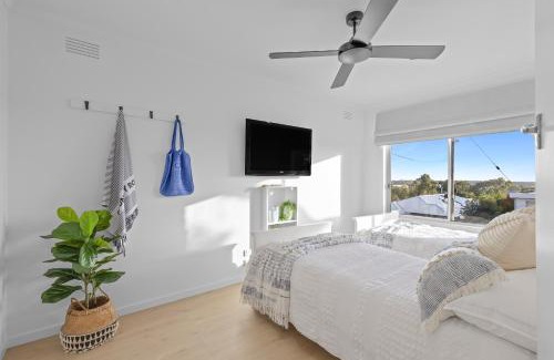 Ocean Grove House | Chic Coastal Retreat