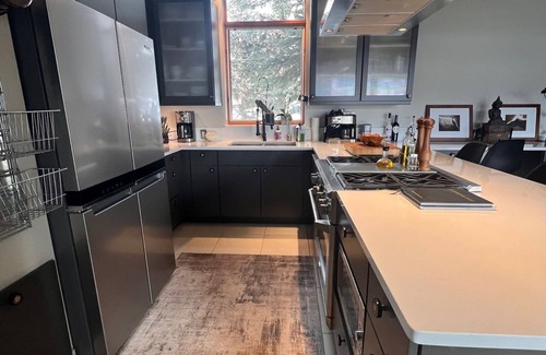 Aspen Other | Stylish Mountain Retreat with Pool and Spa Amenities
