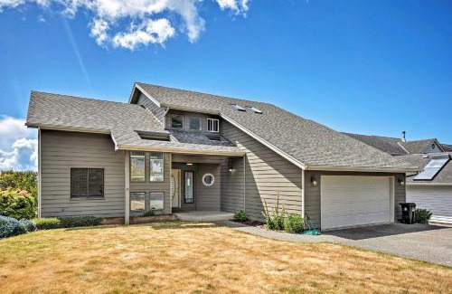 Coos Bay House | Scenic Coos Bay Retreat with Pacific Ocean Views