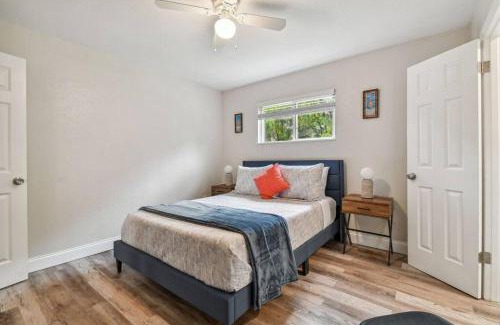 Largo Villa | Chic 3 Bed/2 Bath House with Ocean View Near Beaches