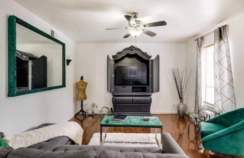 Knox - Henderson Apartment | Stylish Dallas Condo with Pool, Steps from Knox Street!