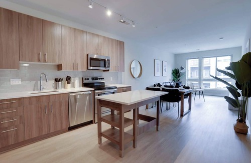 Jefferson Manor Apartment | Cozy Apartment at Alexandria with Pool and Spa Amenities