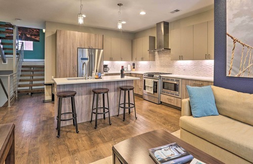 Civic Center House | Chic Escape w/ Rooftop Near Downtown Denver!