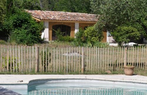 Sollies Pont House | Chic et Champêtre: Pool Access and Guest Rated 9.1/10