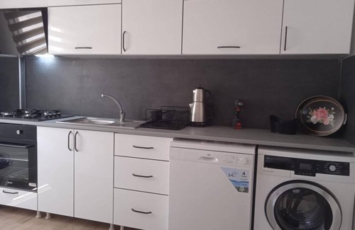 Yaliciftlik Apartment | Modern Flat with Pool and Garden in Bodrum
