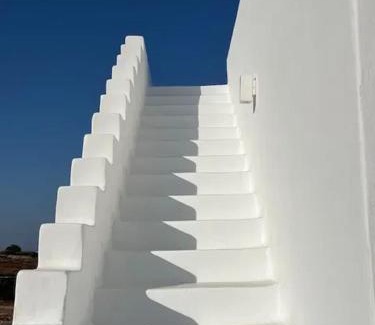 Antiparos Apartment | Elegant Antiparos Flat with Terrace and Sea View