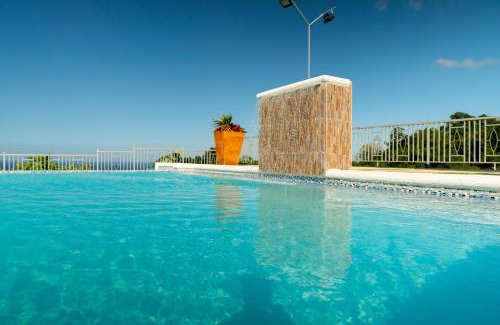 Ocho Rios House | Trendy Retreat in Ocho Rios with Pool & Family Amenities