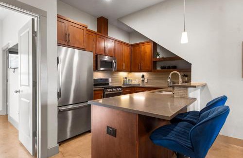 Galindo House | Stylish 3-BR Retreat Near Downtown with Pet-Friendly Perks