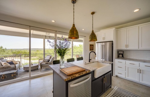 Spring Branch House | Chic House in Spring Branch w/Lush Outdoor Space!