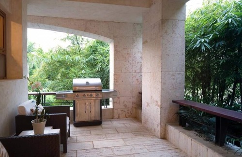 Los Altos Apartment | Contemporary Condo with Ocean View at Los Altos Casa de Campo