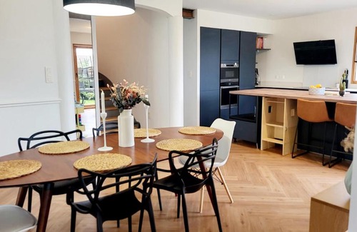 Saint-Ave House | Peaceful Retreat in Saint-Avé with Pool and Garden