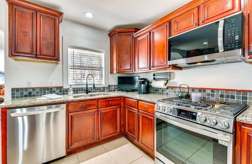 Marietta House | Chic Marietta Retreat with Fire Pit, Grill & Spa Amenities!