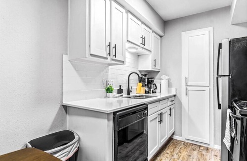 Brentwood Apartment | Chic Meets Comfort: 1BR Austin Apt Near Downtown