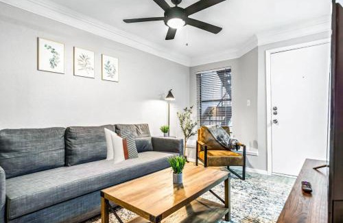Brentwood Apartment | Chic Meets Comfort 1BR Austin Apt Near Downtown