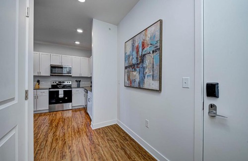 Fountain Square Apartment | Modern 2-Bedroom Apartment by Stay Gia - Guest Rated 9/10