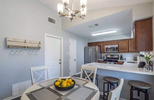 Anderson Mill West House | Modern Ranch House in Cedar Park - Guest Rated 9.8