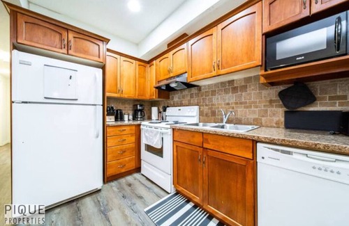 Jasper Place House | Modern Retreat with Eco-Friendly Amenities & Netflix Access