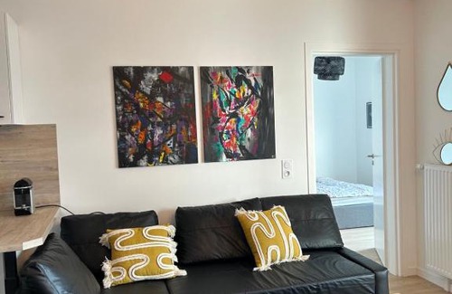 Asnieres-sur-Seine Apartment | Stylish Apartment Near Metro with Top Guest Ratings