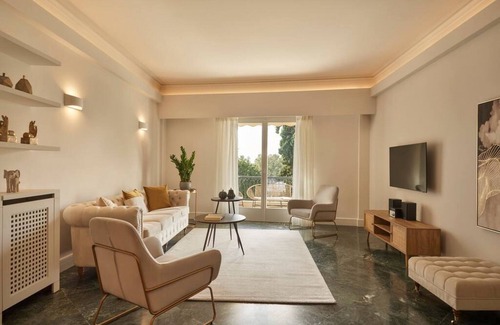 Kolonaki Apartment | Bright 3Bd Apartment with Incredible Hilton Views