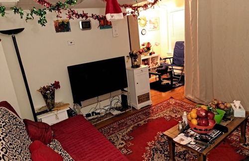 Downtown House | Chic one-room w/AC and WiFi in vibrant East Brunswick, Private bath,free parking