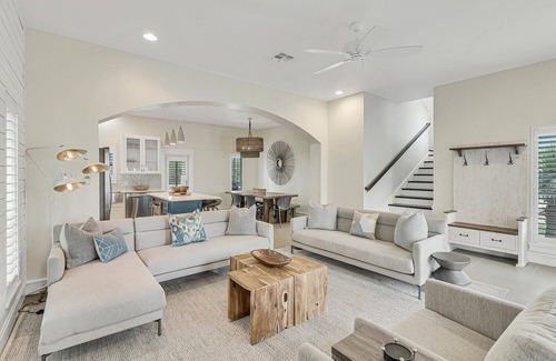 Cinnamon Shore House | Pet-Friendly Retreat with Resort Amenities & High Guest Ratings