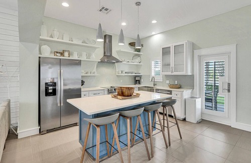 Cinnamon Shore House | Pet-Friendly Retreat with Resort Amenities & High Guest Ratings