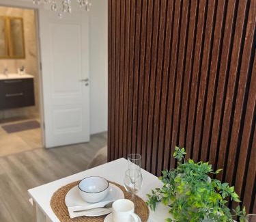 Siauliai City Center Apartment | Chic Residence apartament 2