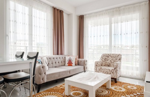 Avsallar Apartment | Modern Residence with Balcony, Steps from Alanya Beach