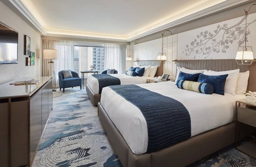 Union Square Hotel | Modern San Francisco Retreat with Ocean View and Dining