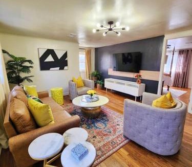 West Orange Apartment | Modern Apartment Close to Attractions, Pet-Friendly Stay