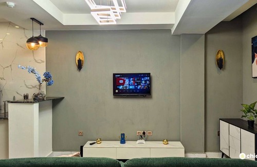 Douala Apartment | Chic studiio with parking near the airport