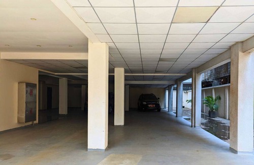 Douala Apartment | Chic studiio with parking near the airport