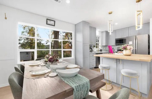 Matthews House | Stylish Matthews Retreat: Family-Friendly & Pet Welcoming