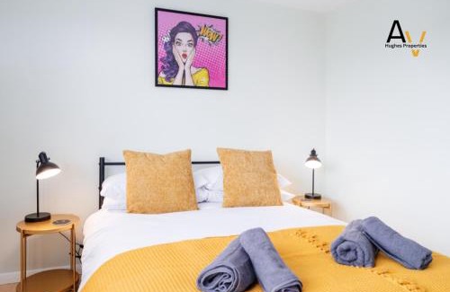 Northampton House | Family-Friendly Two Bedroom House in Northampton – Rated 9.4