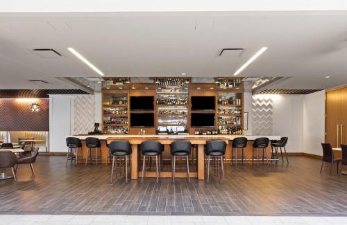 Naperville Hotel | Discover Chicago Marriott Naperville: Family-Friendly Retreat