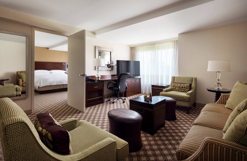 Naperville Hotel | Guest Rated: 8.8 at Chicago Marriott Naperville Hotel