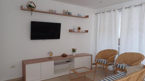 Puerto Chicama Apartment | Discover Malabrigo's House - Family & Pet Friendly Stay