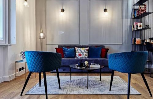 Citta Bassa Apartment | Exceptional F L O R E N T I N Boutique Apartment Awaits