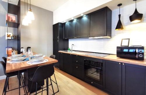 Citta Bassa Apartment | Exceptional F L O R E N T I N Boutique Apartment Awaits