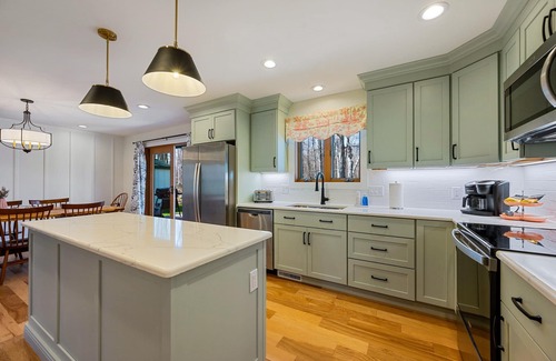 Baileys Harbor House | Inviting Chicory Cottage - Family Retreat Near Kangaroo Lake