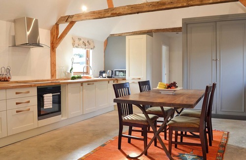 New Forest District Cottage | Inviting 2 Bedroom Retreat in Midgham near Fordingbridge