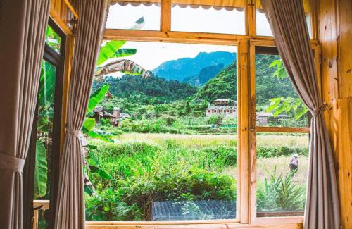 Yen Minh House | Exceptional Chien's Lodge Du Gia: Pet-Friendly Retreat