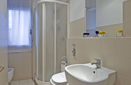 Chiesa Rossa Apartment | Inviting Chiesarossa Flat with Kitchen & Breakfast Included
