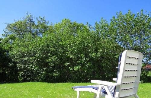 Norddeich House | Family-Friendly Terrace House with Bikes & Ocean Views